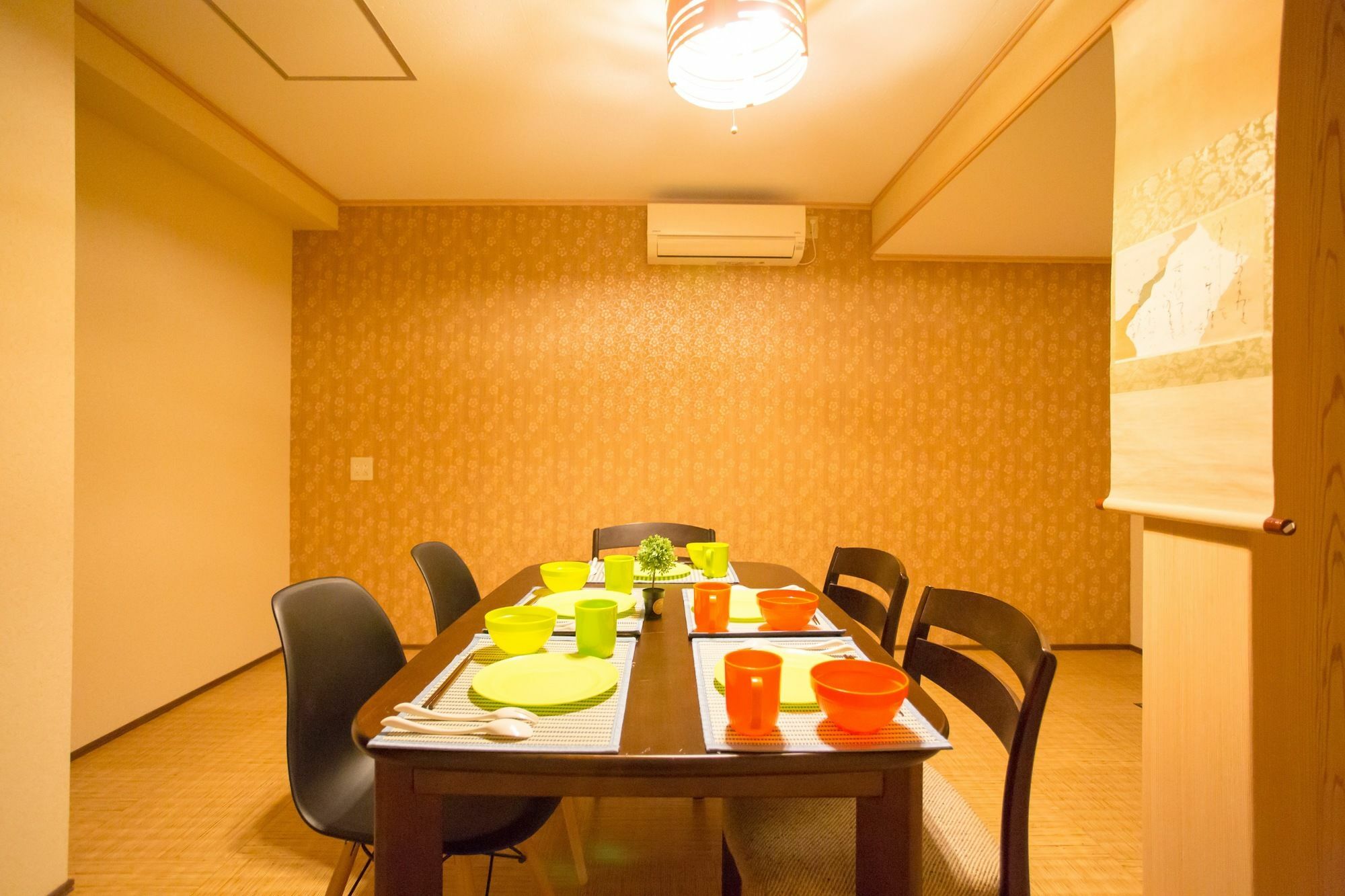 Apapane Nijo Guest House Kyoto Exterior photo